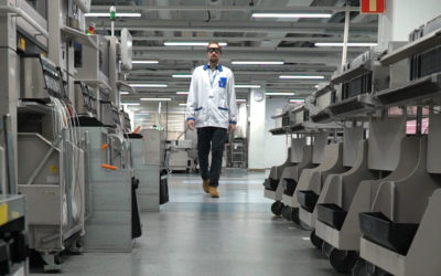 Lonely operator, production line, smartglasses