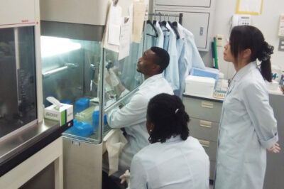 ガーナでHIV薬剤耐性ウイルスの遺伝子解析に係る研修